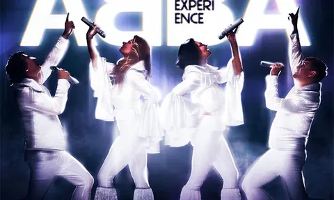 Cartel de ABBA THE NEW EXPERIENCE – REVOLUTION TOUR