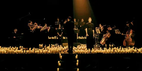 Cartell de AURUM - BANDAS SONORAS A LA LUZ DE LAS VELAS